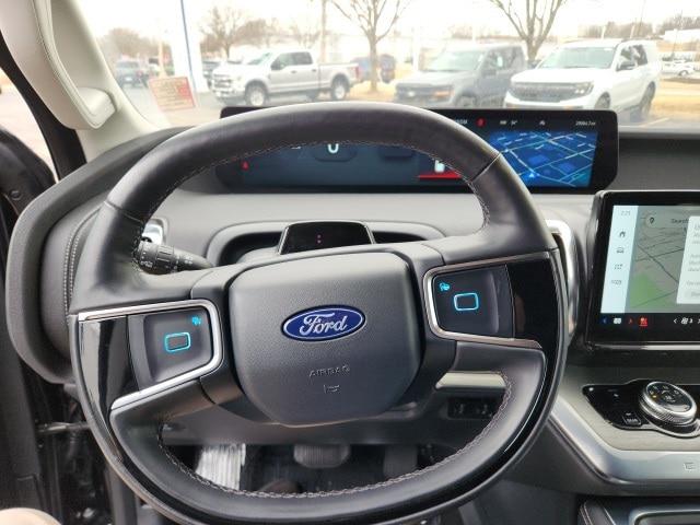 2025 Ford Expedition Platinum MAX