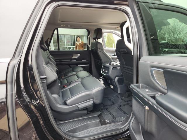 2025 Ford Expedition Platinum MAX