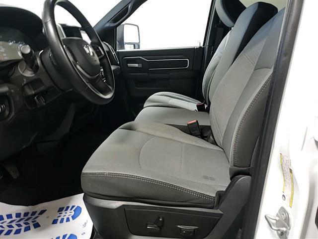 2024 RAM 2500 Big Horn Crew Cab 4x4 64 Box