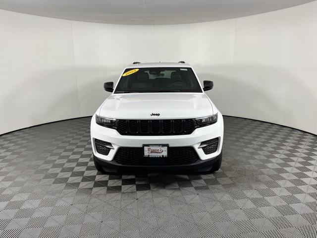 2025 Jeep Grand Cherokee Altitude X 4x4
