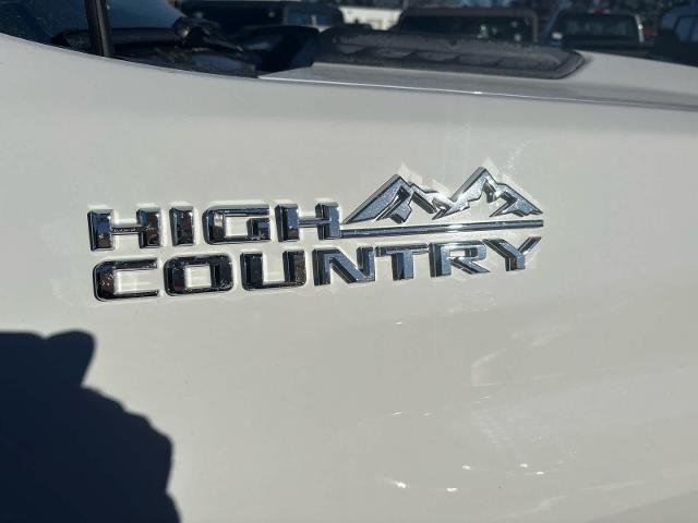 2022 Chevrolet Silverado 2500HD 4WD Crew Cab Standard Bed High Country