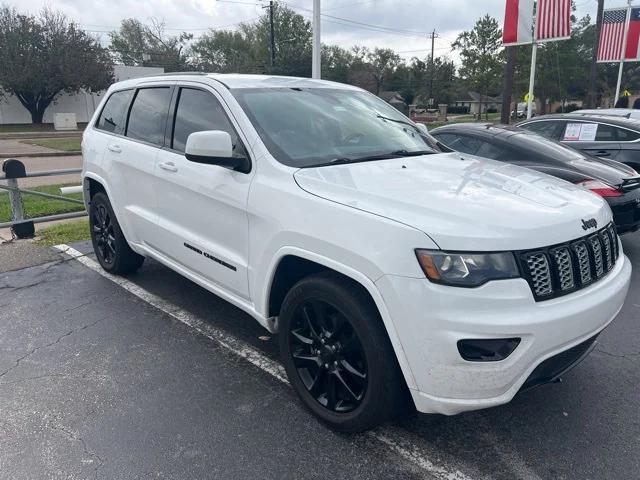 2017 Jeep Grand Cherokee Altitude 4x2