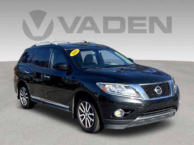 2016 Nissan Pathfinder SL