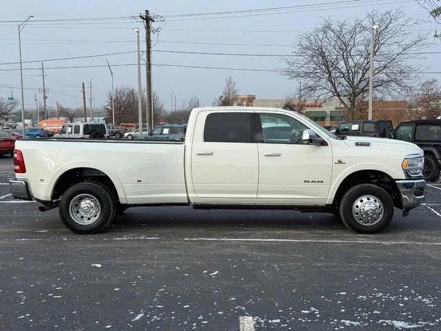 2022 RAM 3500 Laramie Crew Cab 4x4 8 Box