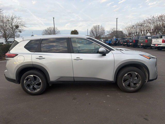 2025 Nissan Rogue SV FWD