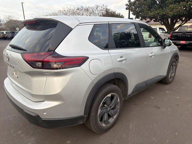 2025 Nissan Rogue SV FWD