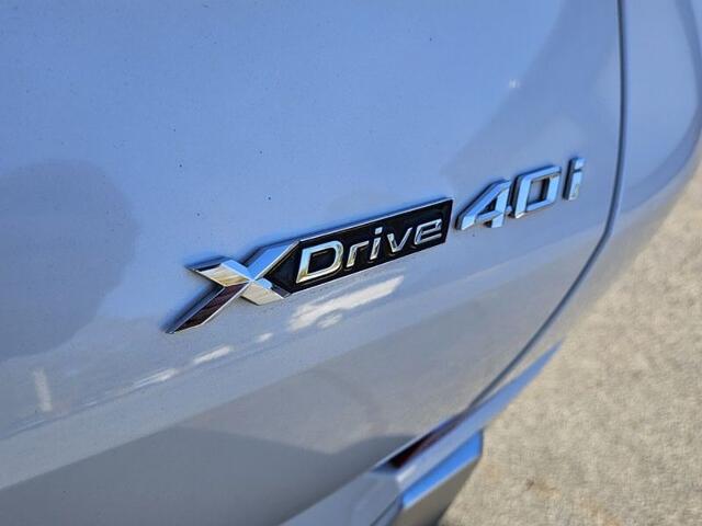 2023 BMW X6 xDrive40i
