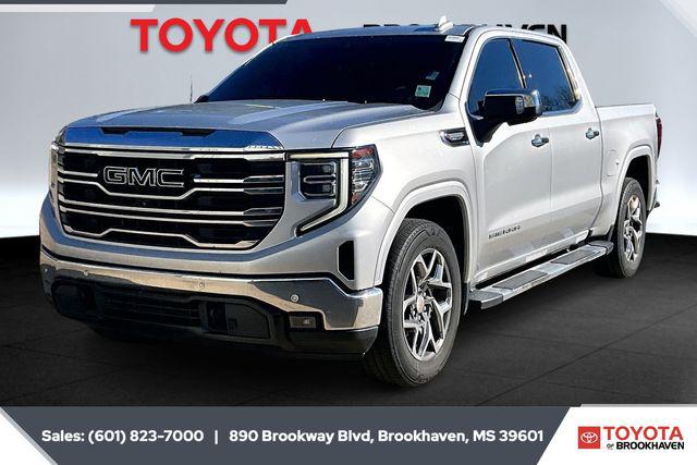 2022 GMC Sierra 1500 2WD Crew Cab Short Box SLT