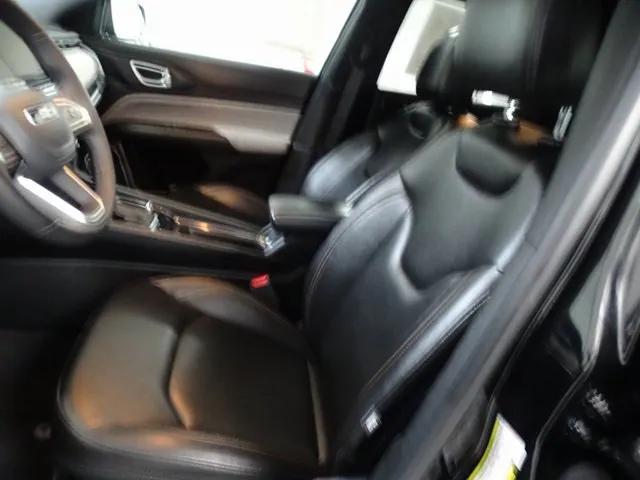 2024 Jeep Compass Latitude Lux FWD