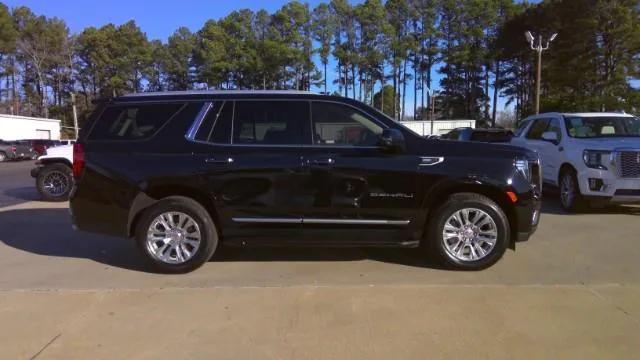 2023 GMC Yukon 4WD Denali