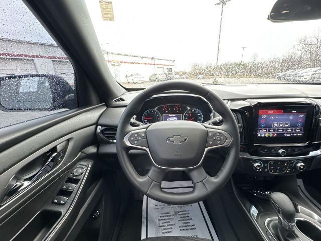 2023 Chevrolet Traverse FWD LT Cloth