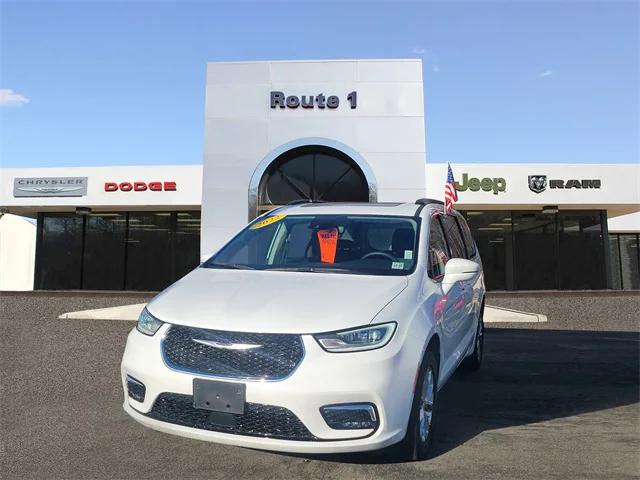 2022 Chrysler Pacifica Touring L AWD