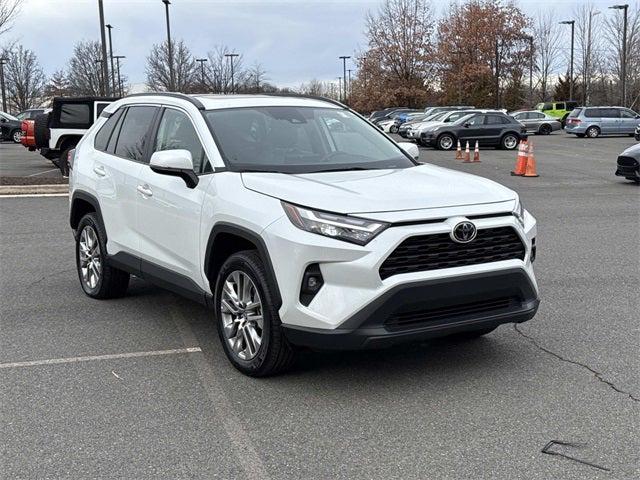 2025 Toyota RAV4 XLE Premium