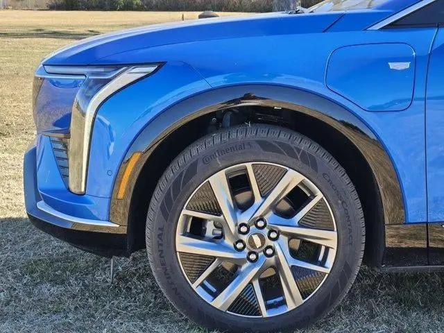 2026 Cadillac iQ Luxury