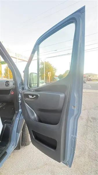 2019 Mercedes-Benz Sprinter 2500 Standard Roof V6