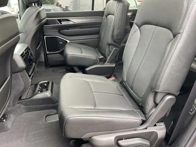 2026 Jeep Grand Wagoneer Limited Altitude 4x4