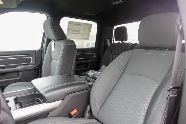 2026 Ram 3500 Big Horn Crew Cab 4x4 6'4" Box