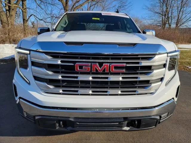 2026 GMC Sierra 1500 Crew Cab, Short Bed, SLE, 4WD
