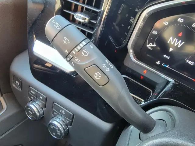 2026 GMC Sierra 1500 Crew Cab, Short Bed, SLE, 4WD