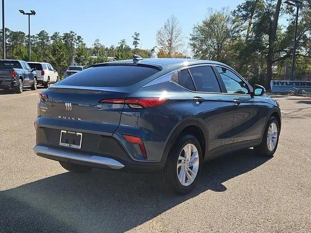 2026 Buick NV Preferred FWD