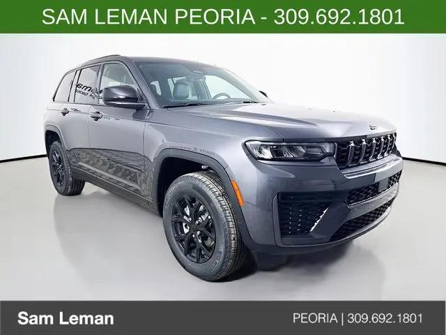 2026 Jeep Grand Cherokee Altitude 4x4 for sale in Peoria, IL
