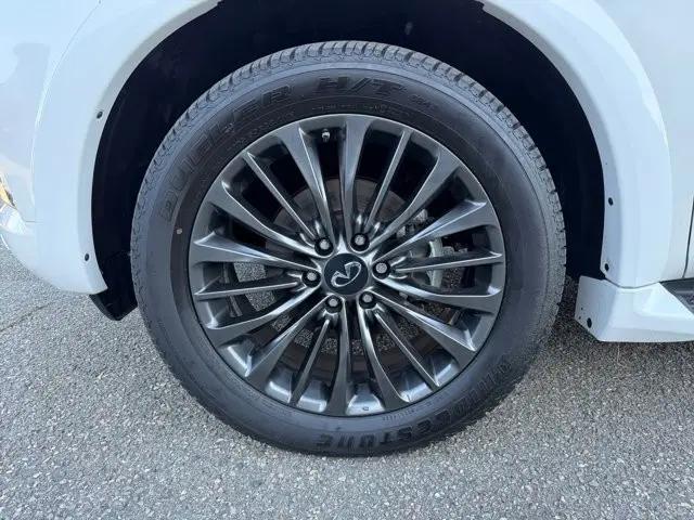 2024 INFINITI QX80 SENSORY AWD