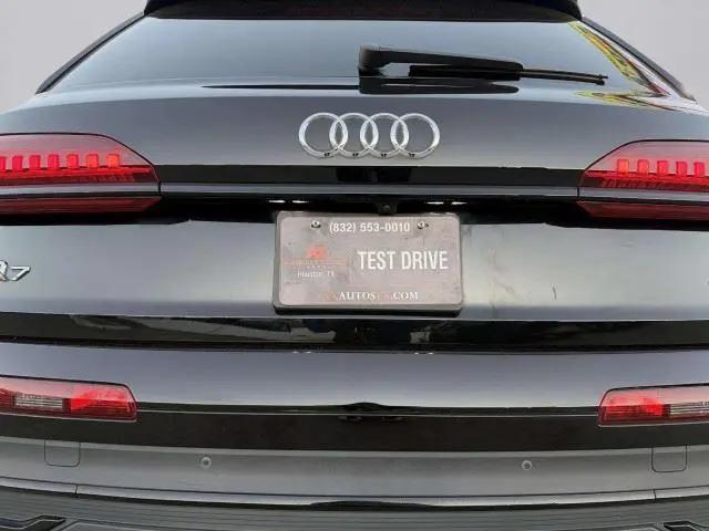 2022 Audi Q7 Premium Plus 45 TFSI quattro Tiptronic