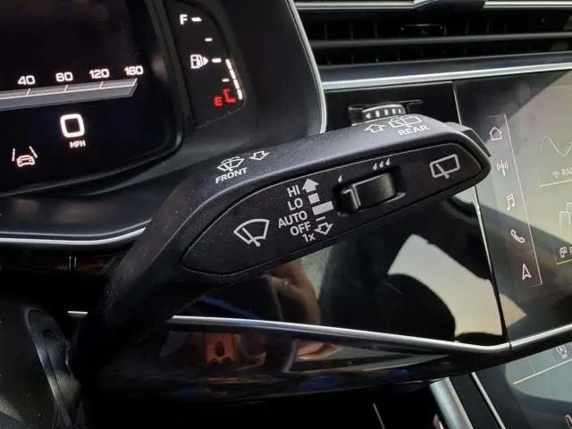 2022 Audi Q7 Premium Plus 45 TFSI quattro Tiptronic