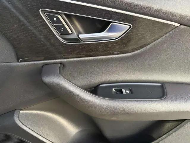 2022 Audi Q7 Premium Plus 45 TFSI quattro Tiptronic