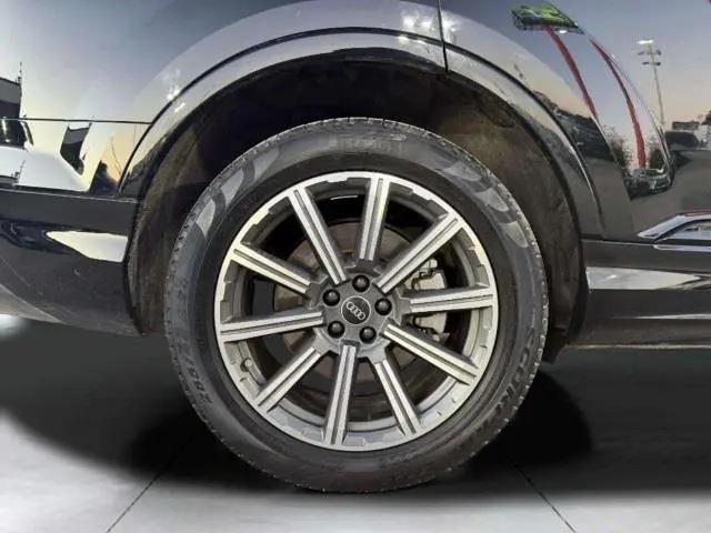 2022 Audi Q7 Premium Plus 45 TFSI quattro Tiptronic