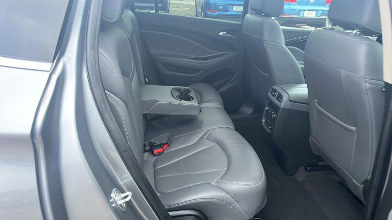 2020 Buick Envision FWD Essence