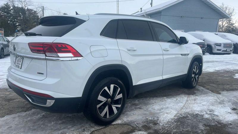 2020 Volkswagen Atlas Cross Sport 2.0T SE