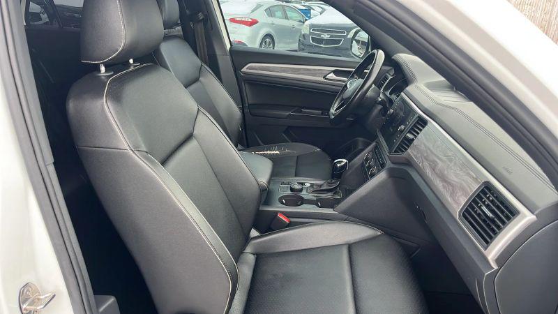 2020 Volkswagen Atlas Cross Sport 2.0T SE