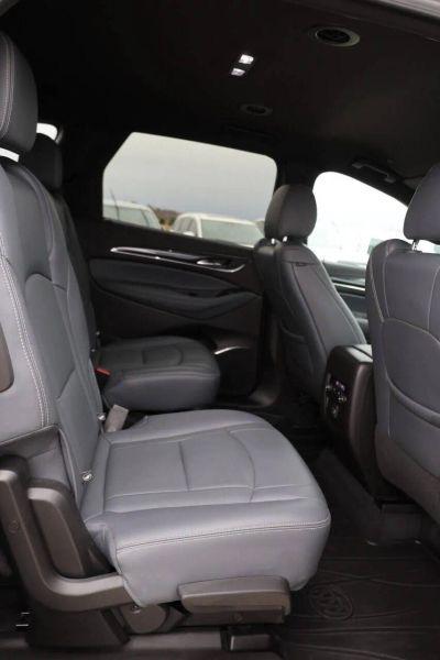 2023 Buick Enclave Essence AWD