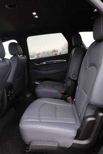 2023 Buick Enclave Essence AWD