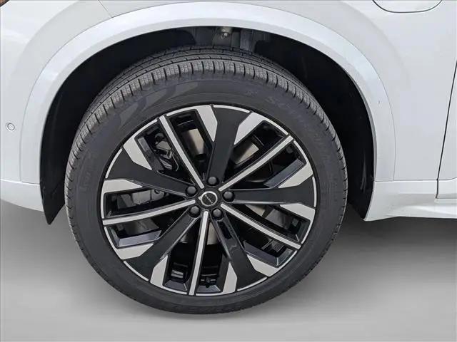 2026 Volvo XC90 Plug-In Hybrid Ultra, T8 AWD, Electric/Gasoline, Bright, 6 Seats