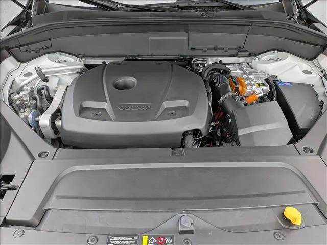 2026 Volvo XC90 Plug-In Hybrid Ultra, T8 AWD, Electric/Gasoline, Bright, 6 Seats