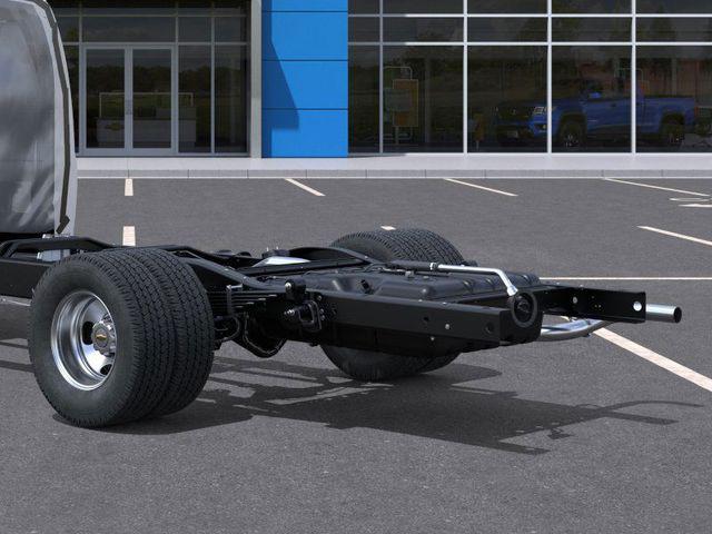 2025 Chevrolet Express Cutaway Work Van