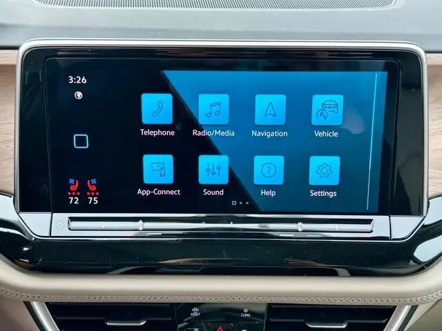 2026 Volkswagen Atlas SE with Technology