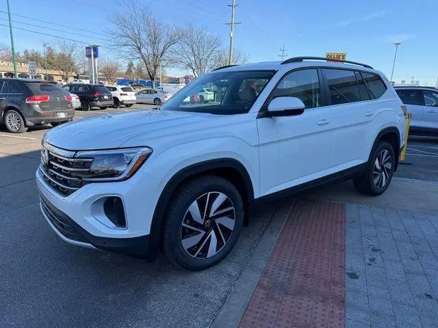2026 Volkswagen Atlas SE with Technology