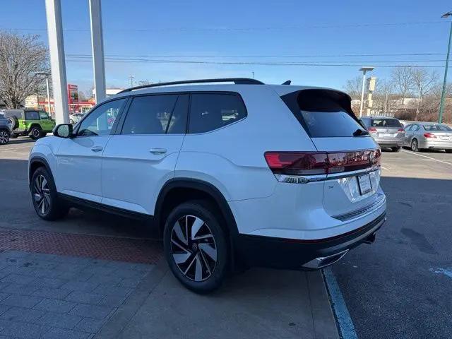 2026 Volkswagen Atlas SE with Technology