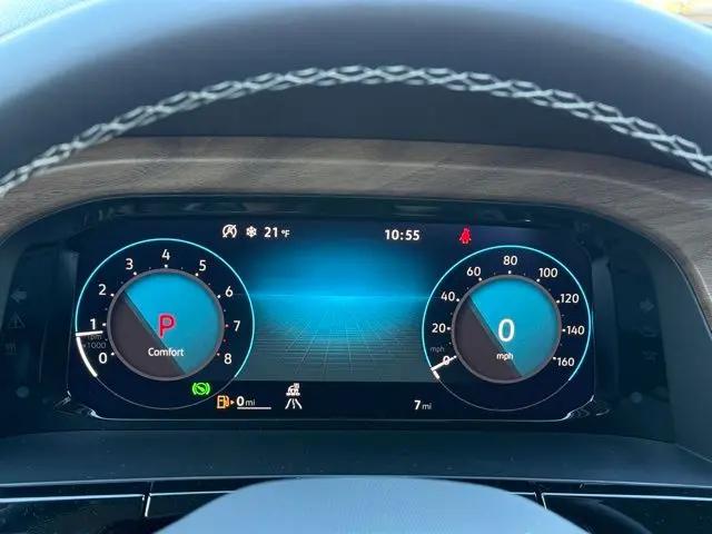 2026 Volkswagen Atlas SE with Technology