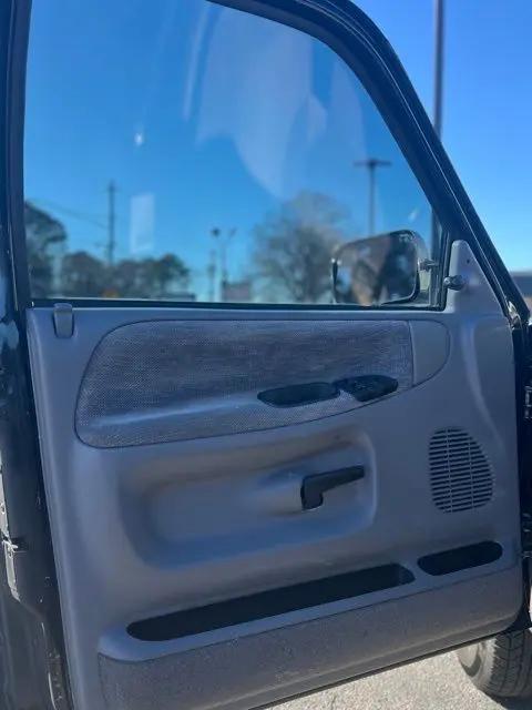 1997 Dodge Ram 1500 Base