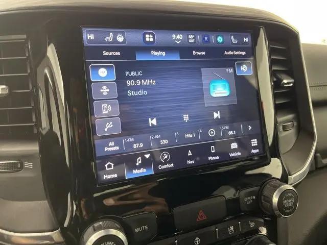 2023 Ram 1500 Laramie Crew Cab 4x4 5'7" Box