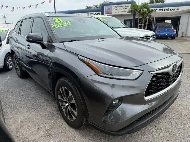 2021 Toyota Highlander XLE for sale in Punta Gorda, FL