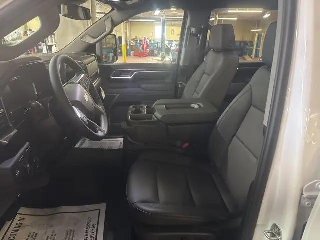 2026 Chevrolet Silverado 2500HD Crew Cab, Standard Bed, LT, 4WD