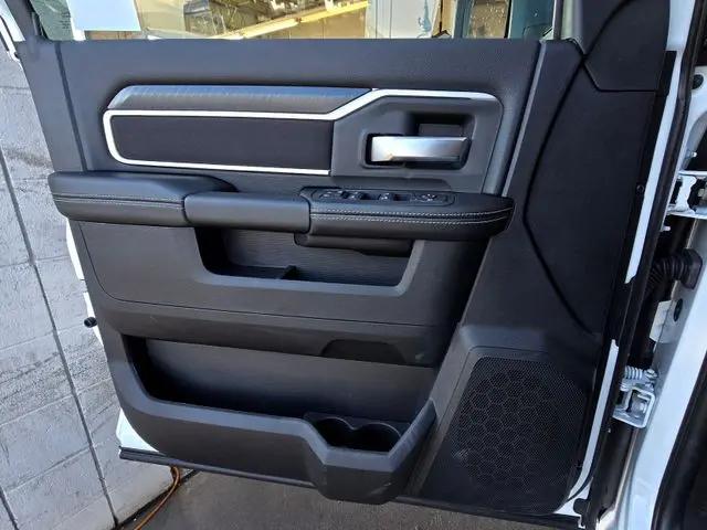 2026 Ram 3500 Tradesman/Big Horn