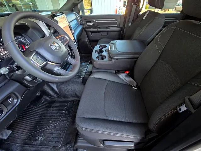 2026 Ram 3500 Tradesman/Big Horn