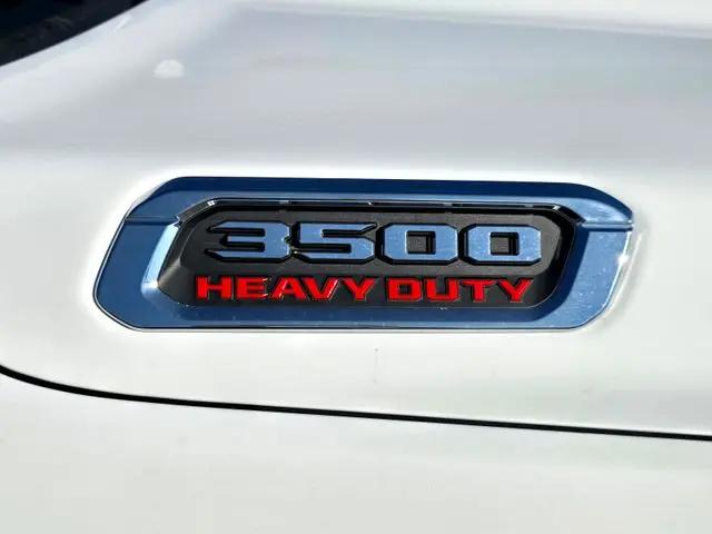 2026 Ram 3500 Tradesman/Big Horn