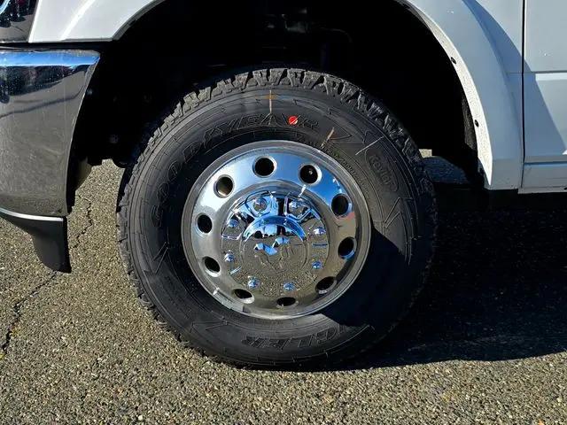 2026 Ram 3500 Tradesman/Big Horn
